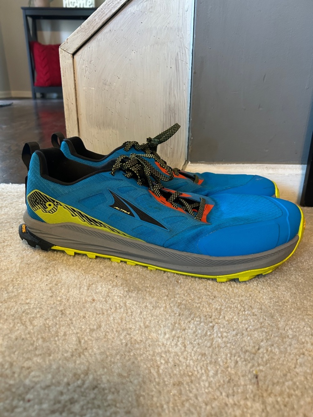 Altra Lone Peak 9+ Men’s Blue and Yellow Trail Running Shoes size 13